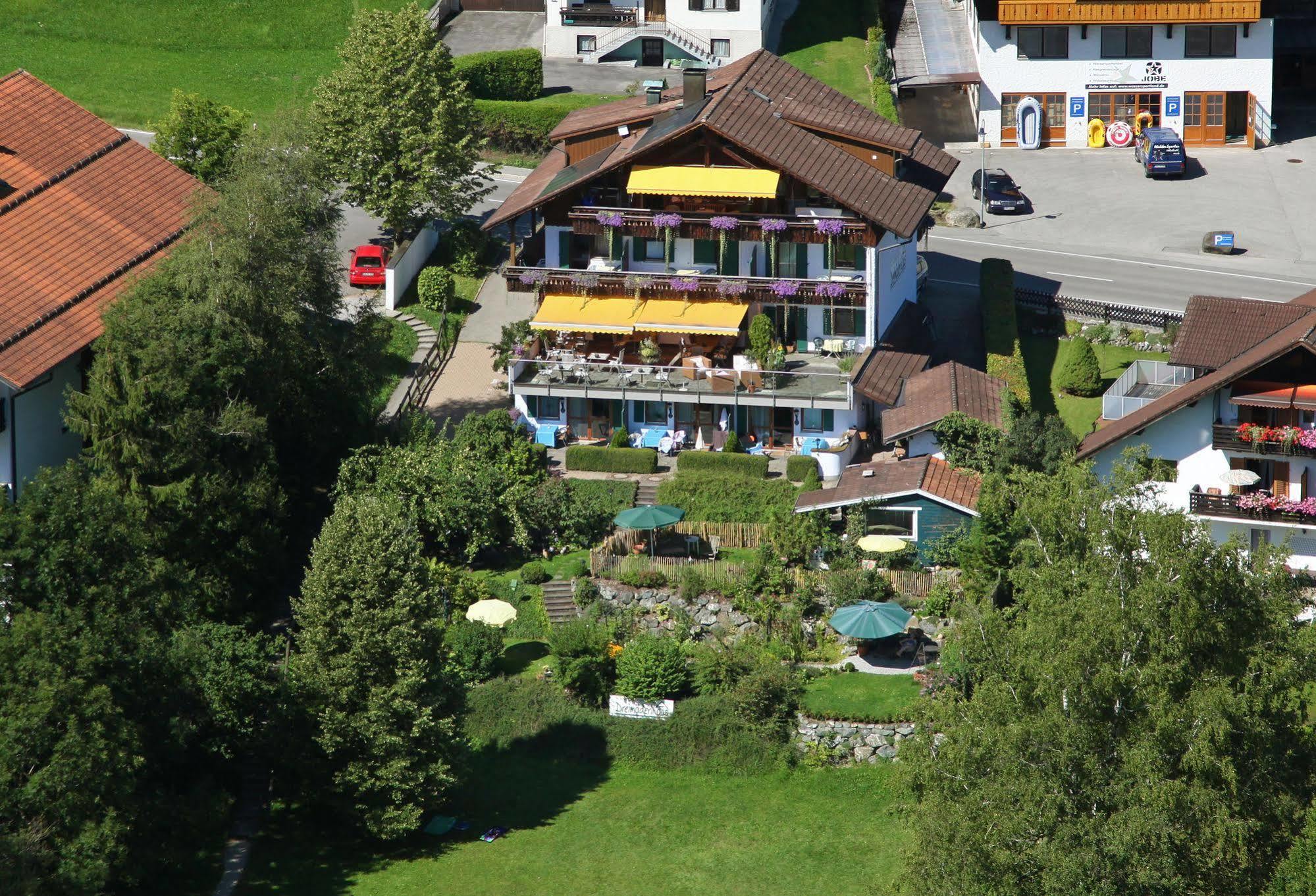 Dreimaederlhaus - Das Vegetarische Boutique Hotel Füssen Exterior foto